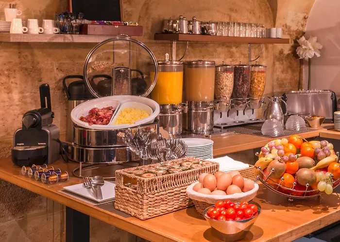 Volney Opera Hotel 3*