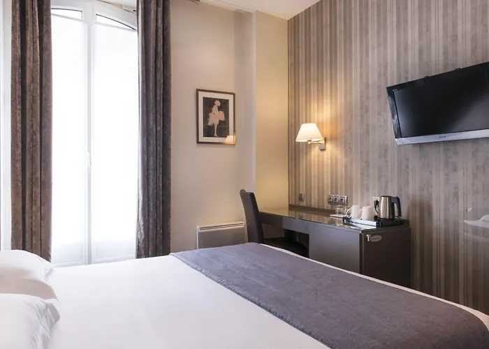 Hotel Volney Opera 3*