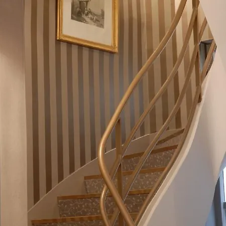 Volney Opéra Hotel 3*