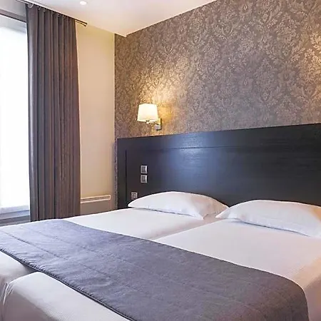 Hotel Volney Opera 3*