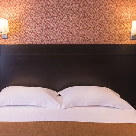 Volney Opéra 3* París